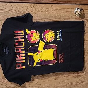 NWOT Adult Unisex Mens XL Pokémon Pikachu SS T-Shirt